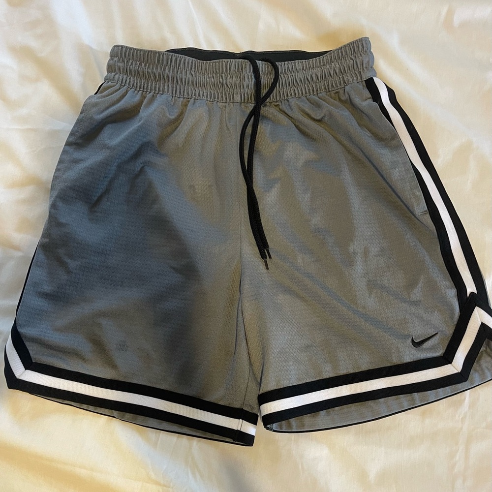 💕🔥$5 Bundled Nike Gray Athletic Shorts with Black and White Stripes